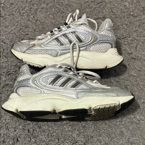 Adidas ozmillen